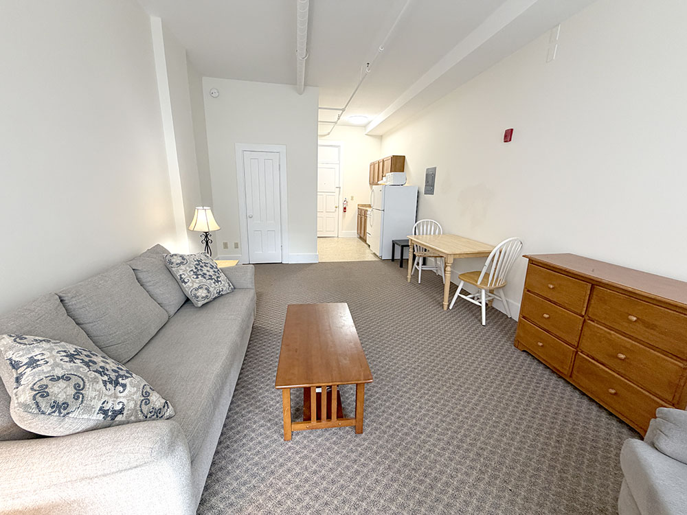 43 Main Street - 2F